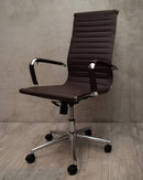 CADEIRA EAMES ALTA CORINO CAFE BASE RODIZIO